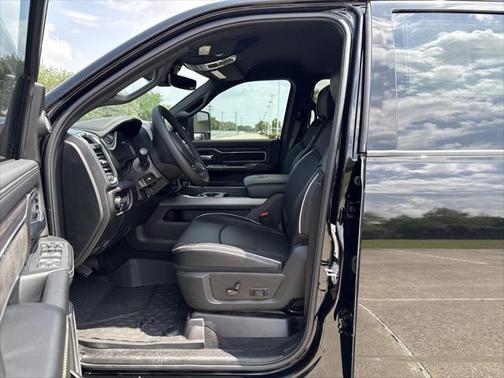 2025 RAM 3500 Laramie Mega Cab 4x4 6'4' Box