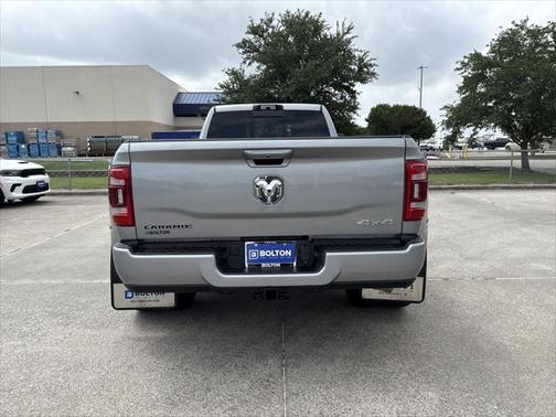 2024 RAM 3500 Laramie Crew Cab 4x4 8' Box