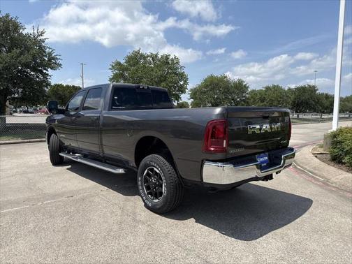 2025 RAM 2500 Laramie Crew Cab 4x4 8' Box