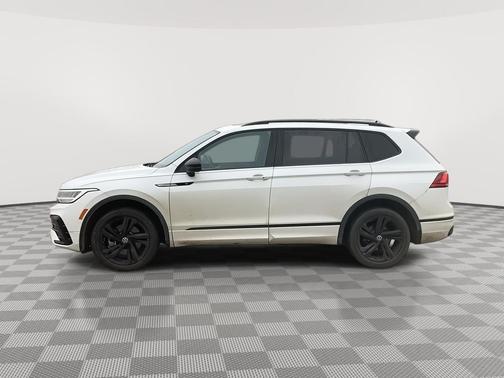 2024 Volkswagen Tiguan 2.0T SE R-Line Black 4MOTION