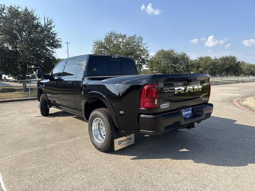 2026 RAM 3500 Longhorn
