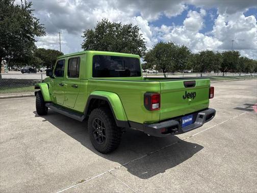 2025 Jeep Gladiator High Tide