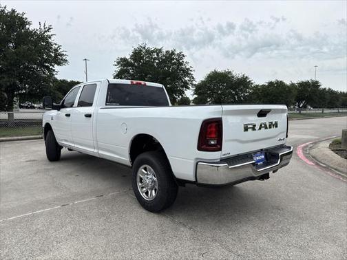2025 RAM 2500 Tradesman Crew Cab 4x4 8' Box
