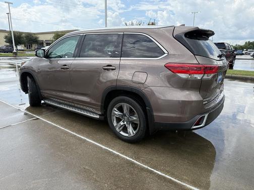 2018 Toyota Highlander Limited Platinum