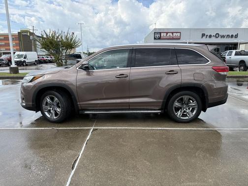 2018 Toyota Highlander Limited Platinum
