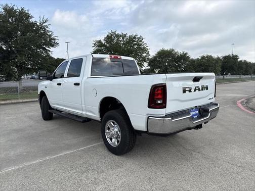 2025 RAM 2500 Tradesman Crew Cab 4x4 6'4' Box