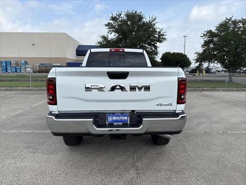 2025 RAM 2500 Tradesman Crew Cab 4x4 6'4' Box