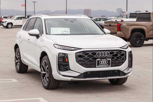 Arkona White 2026 Audi Q3 TFSI quattro S tronic