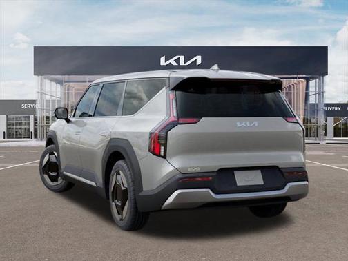 2026 Kia EV9 LIGHT LR RWD