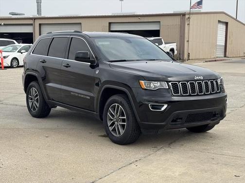 2020 Jeep Grand Cherokee Laredo