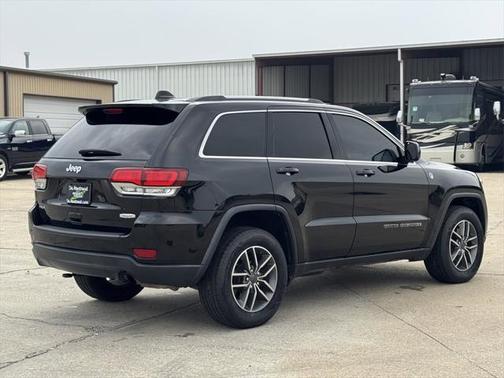 2020 Jeep Grand Cherokee Laredo