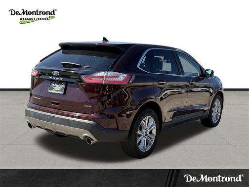 2022 Ford Edge Titanium