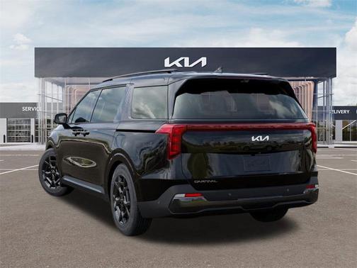 2026 Kia Carnival SX