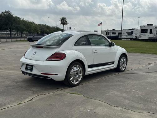 2019 Volkswagen Beetle 2.0T SE