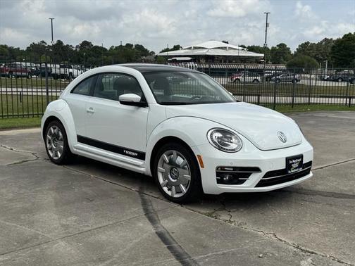 2019 Volkswagen Beetle 2.0T SE