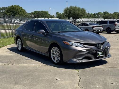 2018 Toyota Camry XLE
