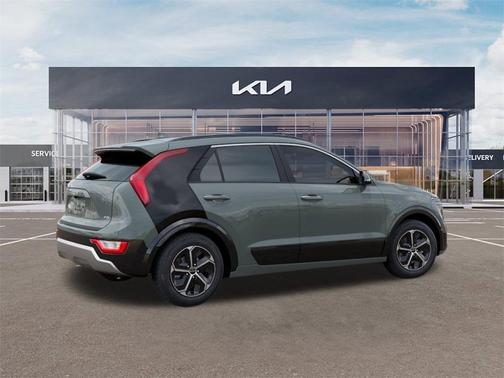 2024 Kia Niro SX