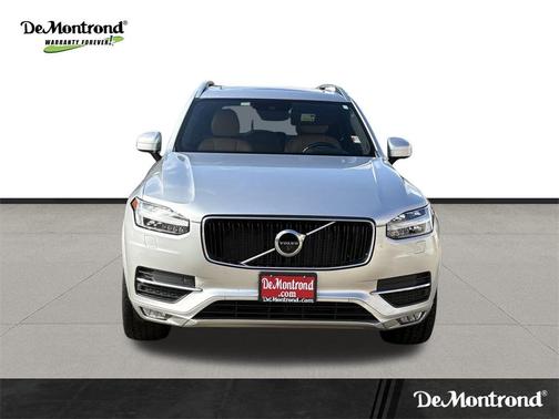 2017 Volvo XC90 T6 Momentum