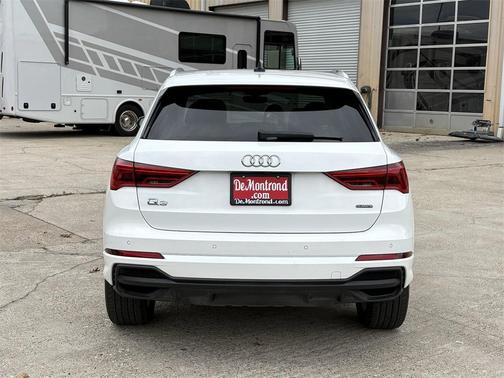 2023 Audi Q3 Premium 45 TFSI S line quattro Tiptronic