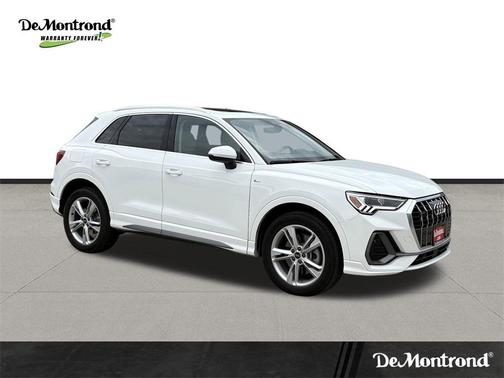 2023 Audi Q3 Premium 45 TFSI S line quattro Tiptronic