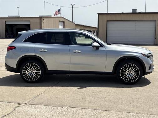 2023 Mercedes-Benz GLC 300 Base