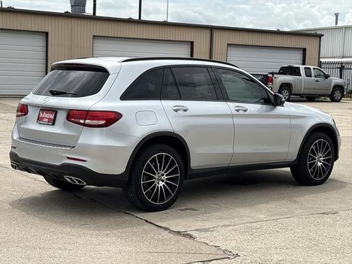 2019 Mercedes-Benz GLC 300 Base