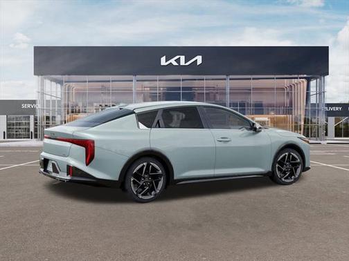 2025 Kia K4 GT-LINE AUTO