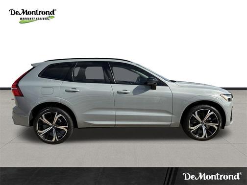 2025 Volvo XC60 B5 Ultra