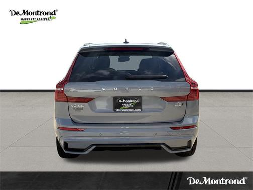 2025 Volvo XC60 B5 Ultra