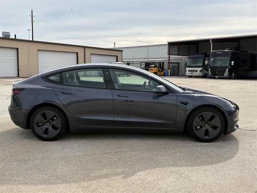 2023 Tesla Model 3 Standard Range