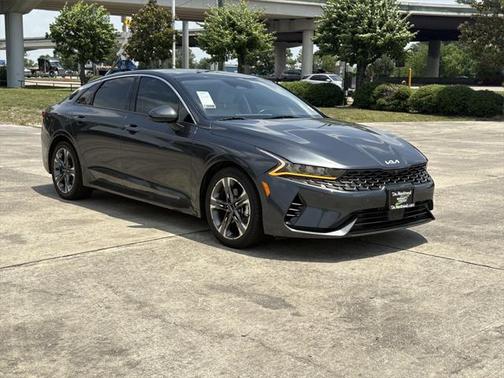 2022 Kia K5 EX