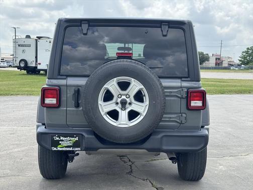2022 Jeep Wrangler Unlimited Sport