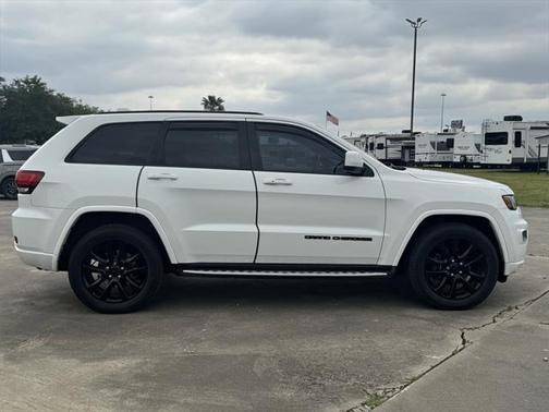 2017 Jeep Grand Cherokee Altitude