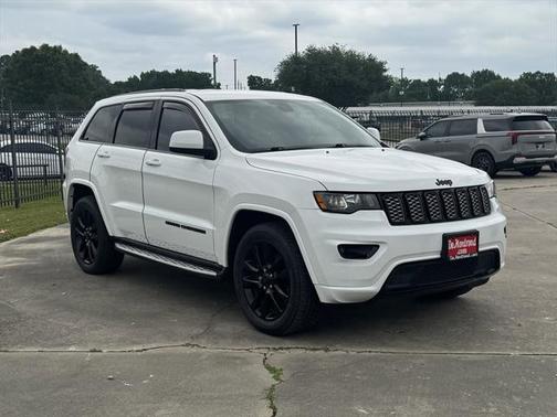 2017 Jeep Grand Cherokee Altitude