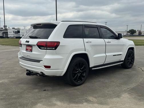 2017 Jeep Grand Cherokee Altitude