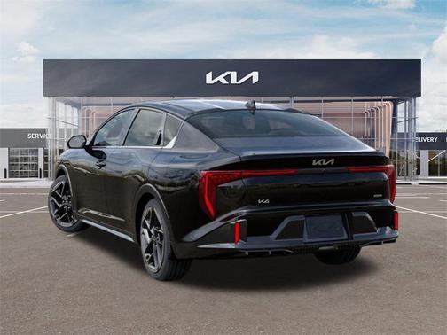 2025 Kia K4 GT-Line
