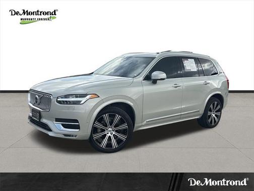 2022 Volvo XC90 T6 Inscription