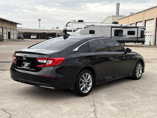 2022 Honda Accord LX 1.5T