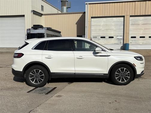 2021 Lincoln Nautilus Standard