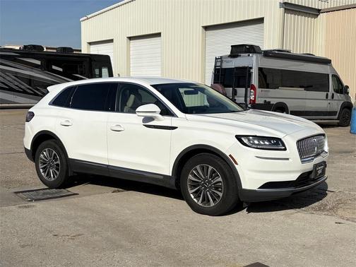 2021 Lincoln Nautilus Standard