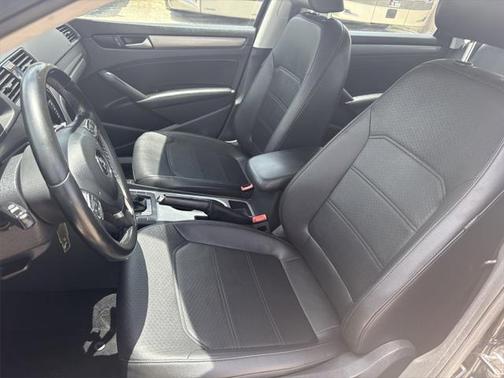 2014 Volkswagen Passat TDI SE