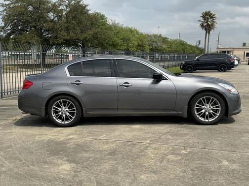 2013 INFINITI G37 Journey