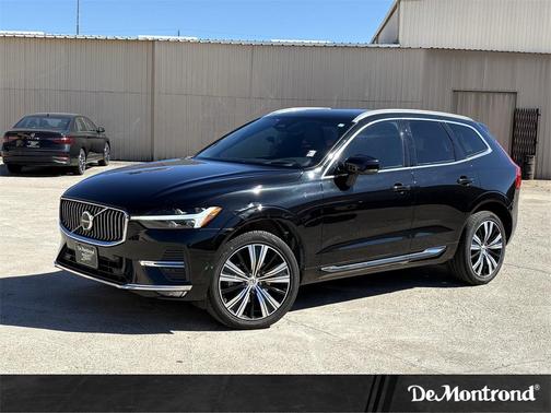 2022 Volvo XC60 B5 Inscription