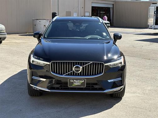 2022 Volvo XC60 B5 Inscription