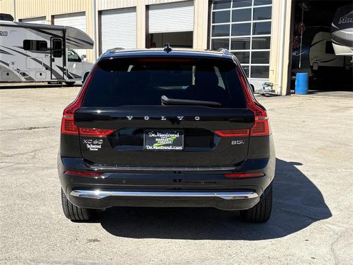 2022 Volvo XC60 B5 Inscription