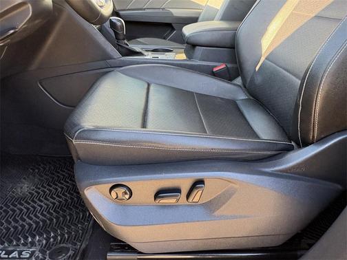 2023 Volkswagen Atlas 3.6L SE w/Technology