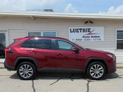 2021 Toyota RAV4 XLE Premium