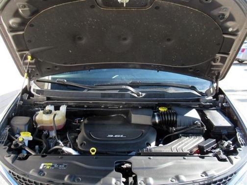 2018 Chrysler Pacifica Touring-L