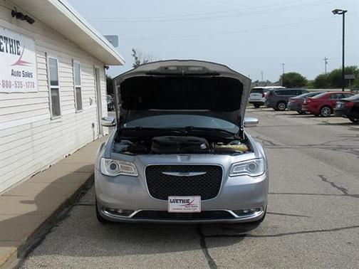 2015 Chrysler 300C Base