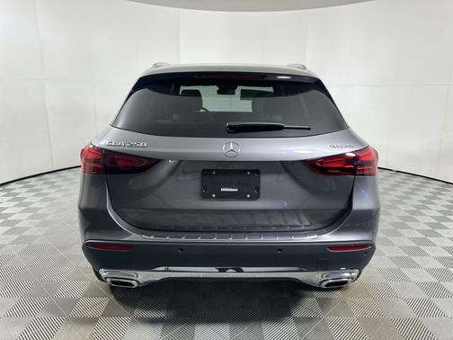 2024 Mercedes-Benz GLA 250